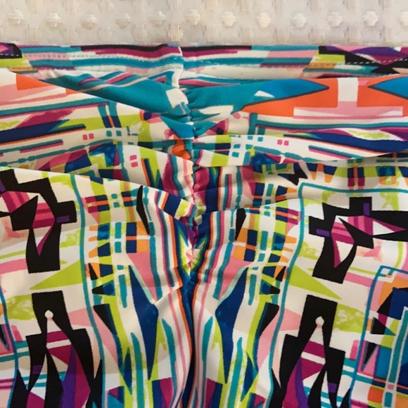 Kenneth Cole Bikini Bottom - Picture 3 of 5